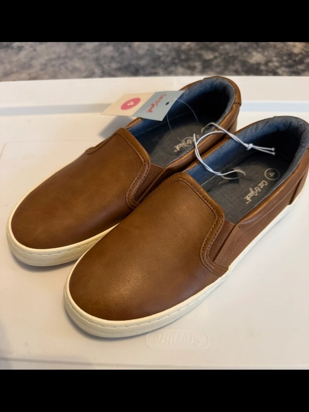 Cat & Jack New Youth Slip-On Loafer Boat  Shoes Youth Size 4
